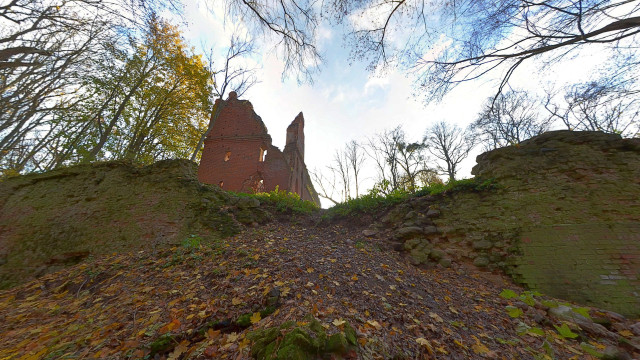 Balga Castle, at the outer wall