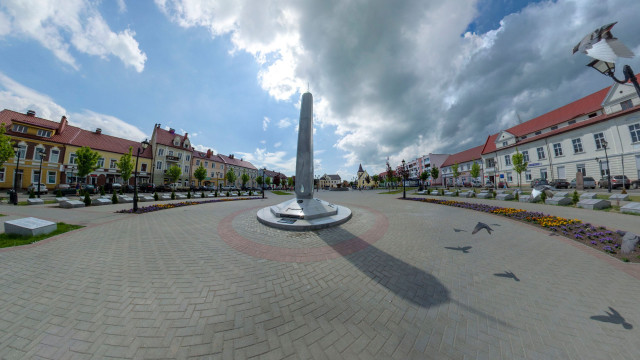 Гвардейск, центральная площадь Победы, замок Тапиау