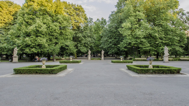 Cаксонский сад в Варшаве