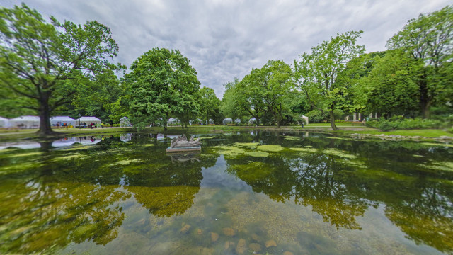 Park near the Krasinsky Palace, Warsaw