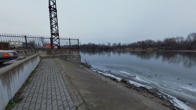 За Бауцентром