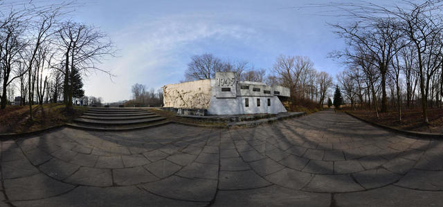 At the monument in the park, aperl 1945