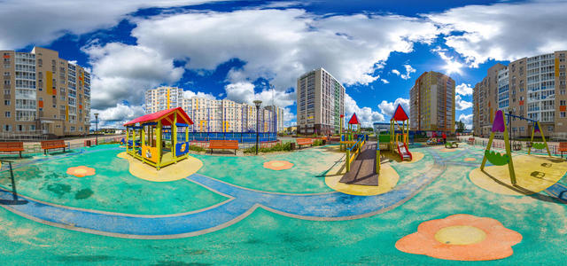 The territory of the discoverers (fenced area for children under 3 years old)