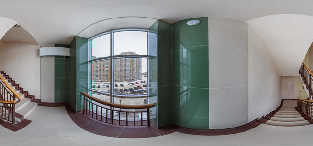 Panoramic glazing on the flight of stairs