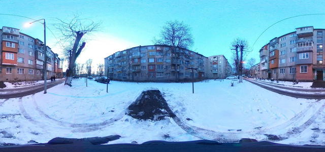 Двор
