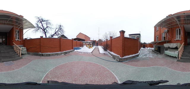 Двор 1
