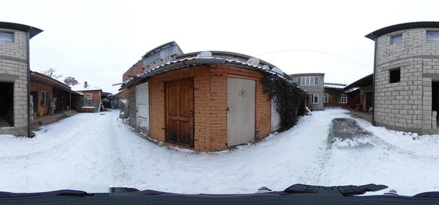 Двор