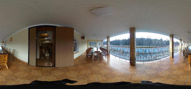 Балкон