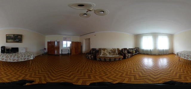 R0011215 20220519124509