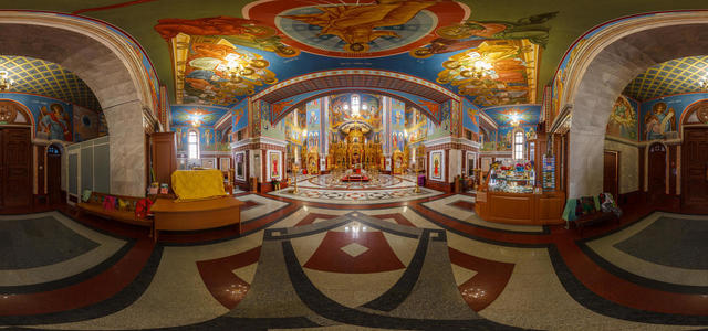 At the entrance to the Cathedral
