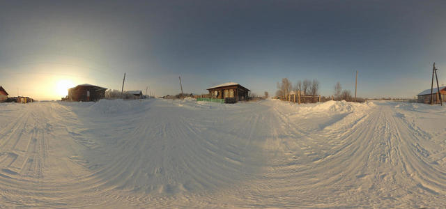 Перекресток возле озера