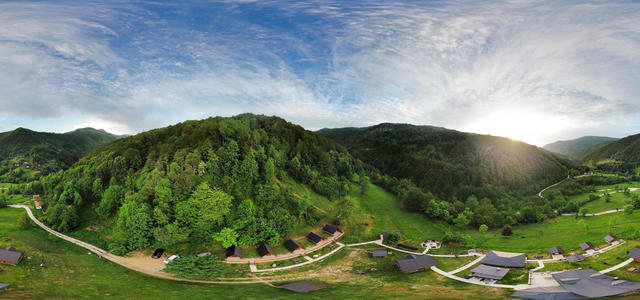 Katun Kamp Gradine | Plav | Montenegro