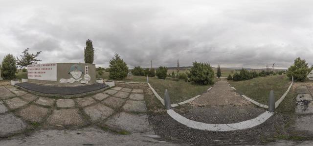 Памятник Воинам