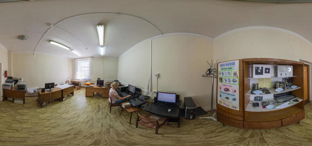 7 Computer Cabinet
