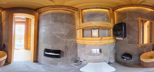 Toilet2