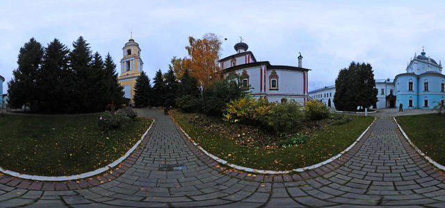 Новоголутвинский женский монастырь