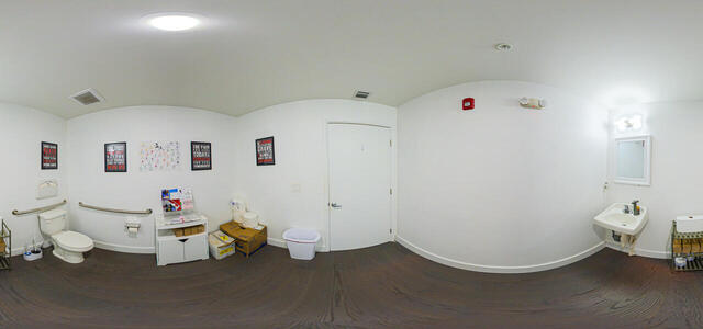 URGAINS FITNESS  BATHROOM