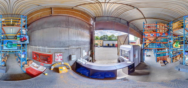 Small-Scale Warehouse 1