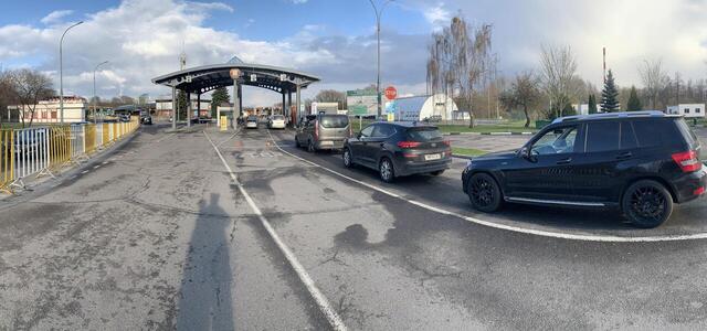 Спуск с моста въезд