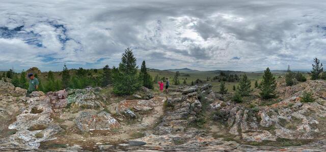 PXL 20240727 044509948.PHOTOSPHERE