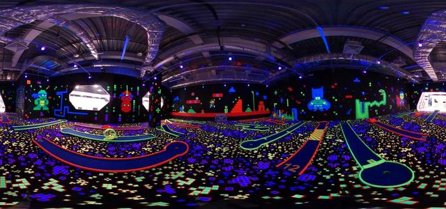 Space mini golf