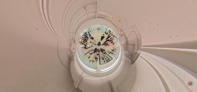 DegreeShow 049