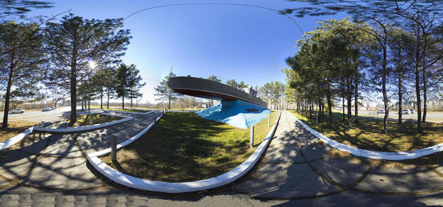 Monument to the Bronekater BK-302