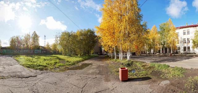 Kirova street. Near Kirov, 27