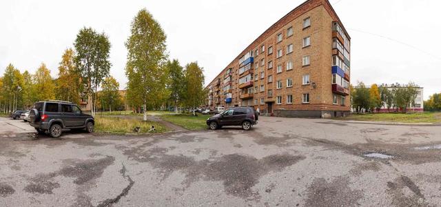 Улица Мира. Рядом Мира, 37 (2)