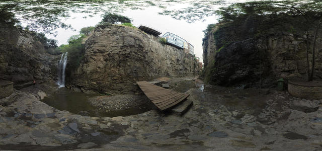 Тбилиси, водопад