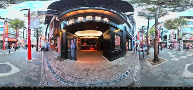 Aleta S2C 360 camera - outdoor, on the street
