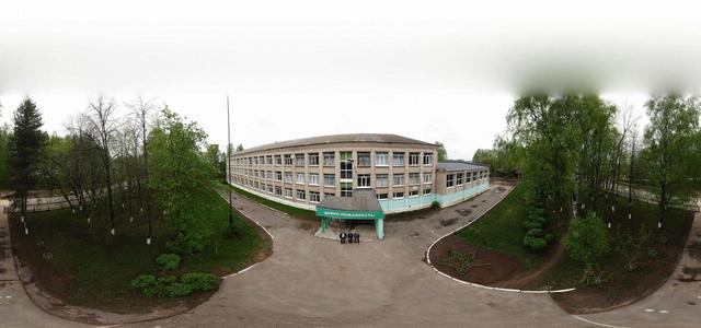 Вход в школу