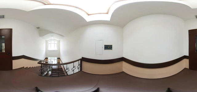 4.2 ENTRANCE 4 FLOOR