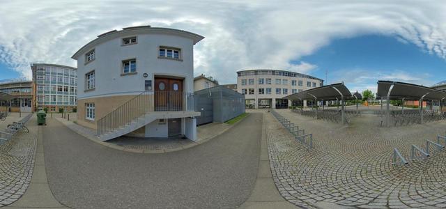 [B] Akademisches Auslandsamt
