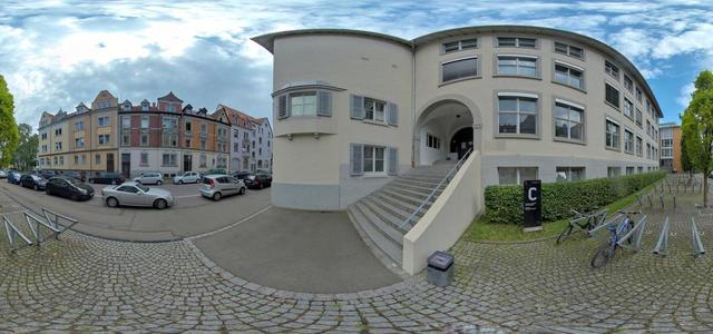 [C] Fahrradstellplätze vor dem C-Gebäude