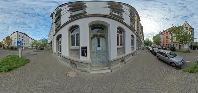 [E] Durchgang zum Cafè "Endlicht"