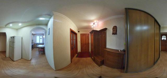Квартира на Героев Украины