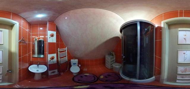 Bathroom 2nd floor