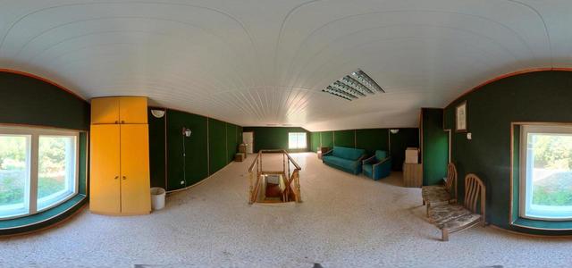 Garage. 2 floor