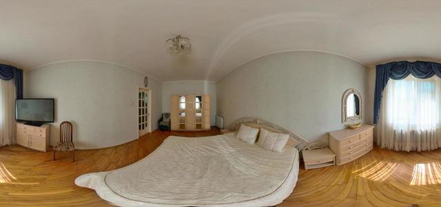Room 2. floor 2