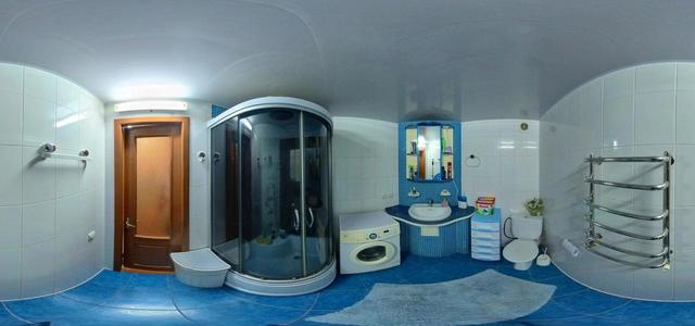 Bathroom 1 floor