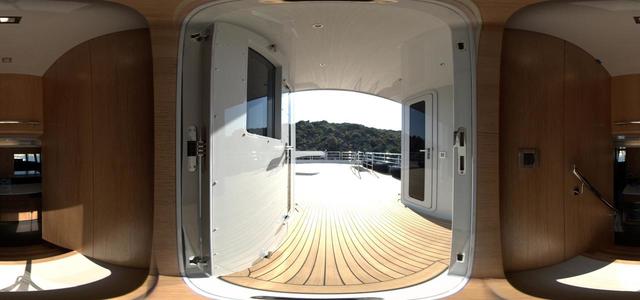 Upper Deck