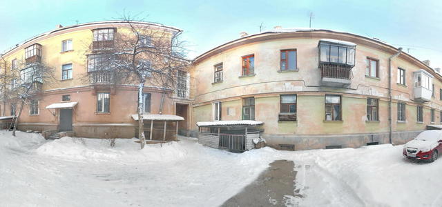 Komsomolskaya, 13 - a yard at Children's polyclinic