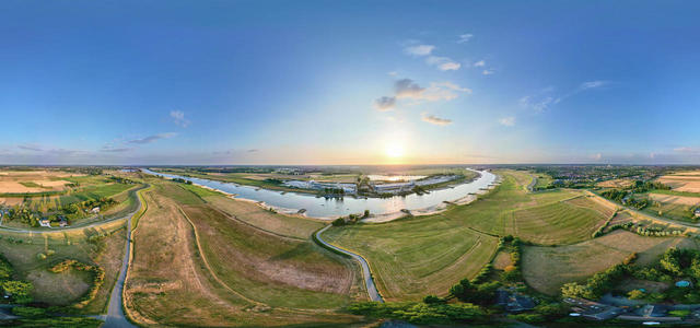 Nederrijn ter hoogte van het Looveer