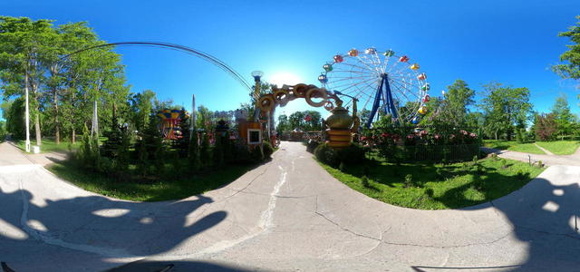 Вход